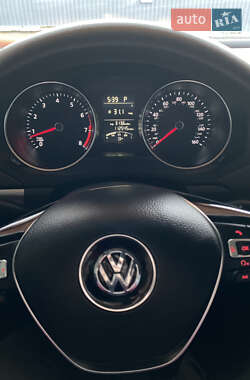 Седан Volkswagen Jetta 2015 в 