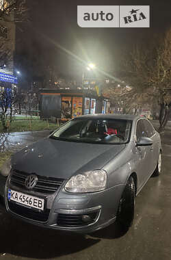 Седан Volkswagen Jetta 2006 в Киеве