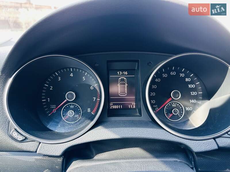 Універсал Volkswagen Jetta 2012 в Одесі