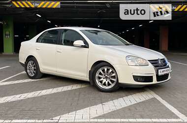 Седан Volkswagen Jetta 2006 в Киеве