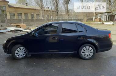 Седан Volkswagen Jetta 2006 в 