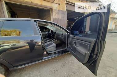 Седан Volkswagen Jetta 2006 в 