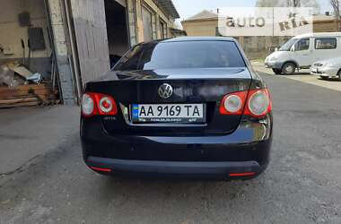 Седан Volkswagen Jetta 2006 в Киеве