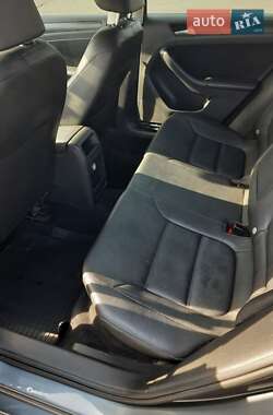 Седан Volkswagen Jetta 2012 в Новомосковске