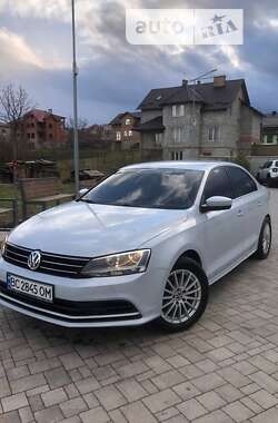 Седан Volkswagen Jetta 2016 в 