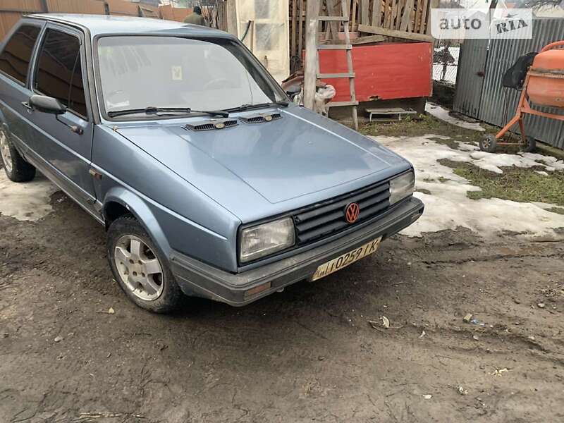Купе Volkswagen Jetta 1984 в Тячеве