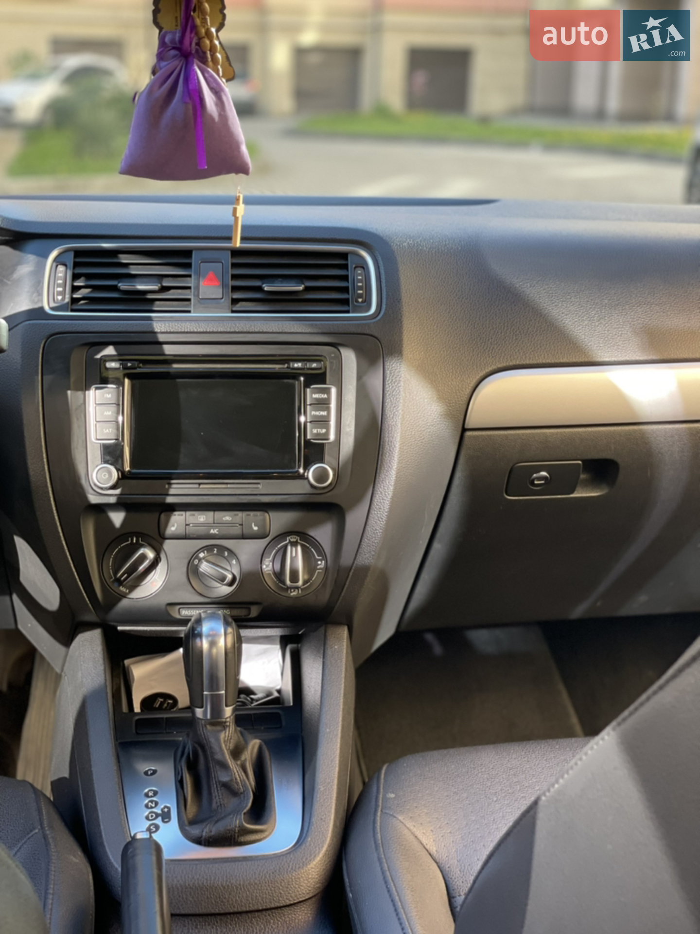 2012 Volkswagen Jetta - мініатюра 11