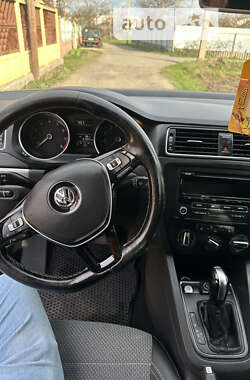 Седан Volkswagen Jetta 2015 в Полтаве