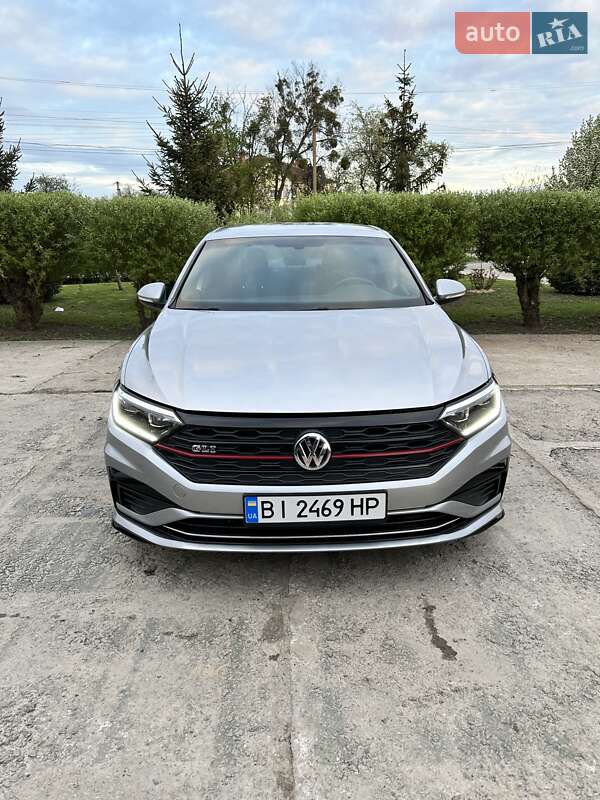 Седан Volkswagen Jetta 2019 в Гадяче