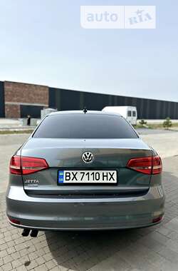 Седан Volkswagen Jetta 2014 в Хмельницькому