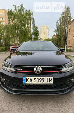Седан Volkswagen Jetta 2017 в Києві