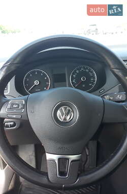 Седан Volkswagen Jetta 2014 в Броварах