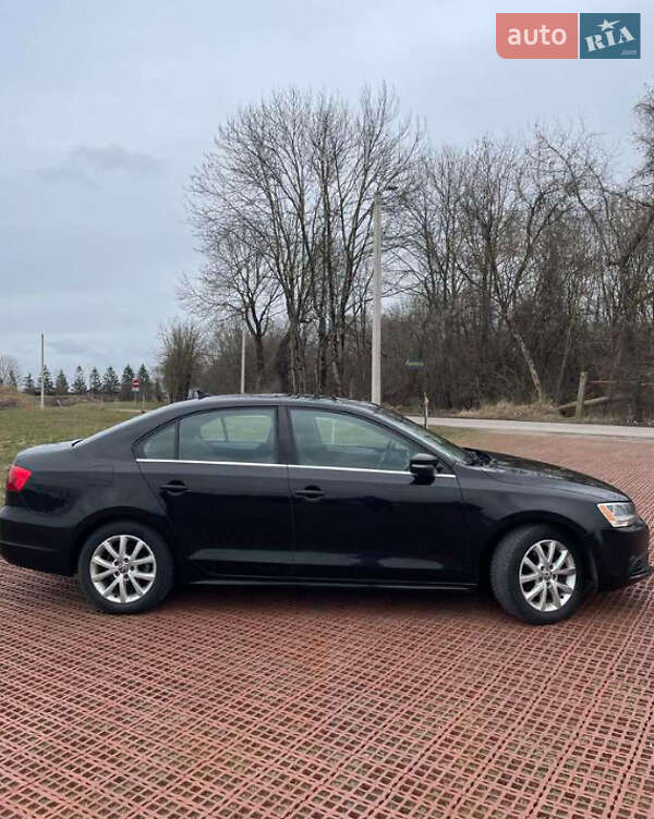 Универсал Volkswagen Jetta 2014 в Тернополе
