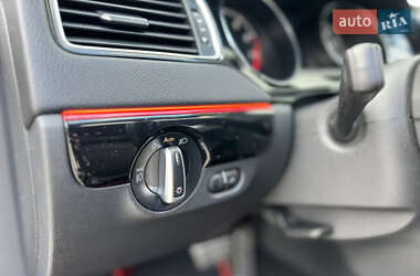 Седан Volkswagen Jetta 2015 в 
