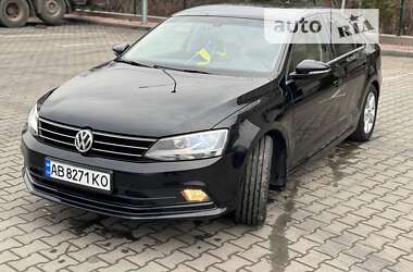 Седан Volkswagen Jetta 2016 в Виннице