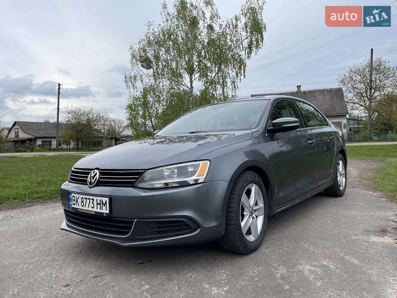 Volkswagen Jetta 2013