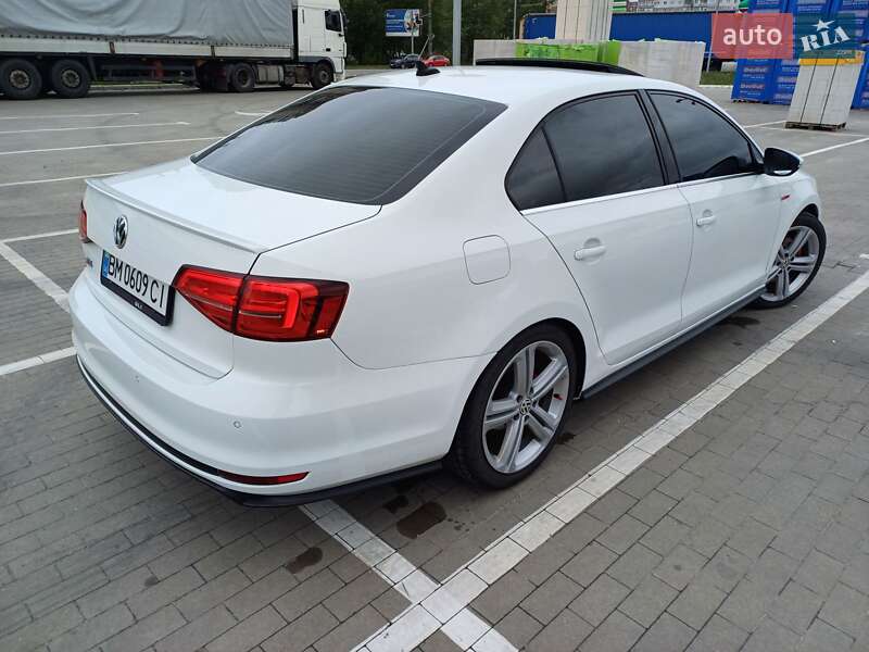 Седан Volkswagen Jetta 2016 в Тернополе