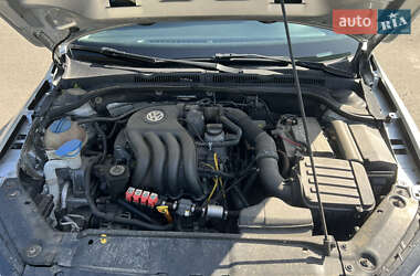 Седан Volkswagen Jetta 2013 в Недригайлове