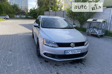 Седан Volkswagen Jetta 2011 в Львові