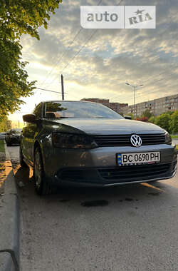 Седан Volkswagen Jetta 2011 в Львове