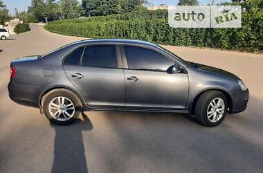 Седан Volkswagen Jetta 2007 в Днепре