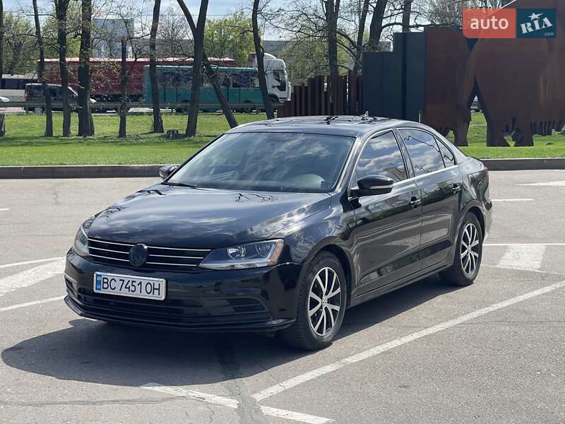 Седан Volkswagen Jetta 2017 в Киеве