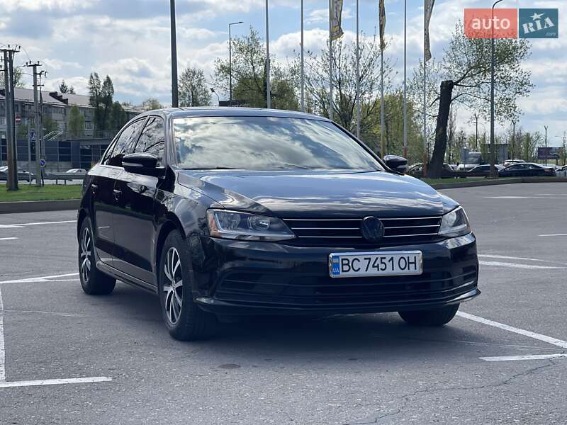 Седан Volkswagen Jetta 2017 в Киеве