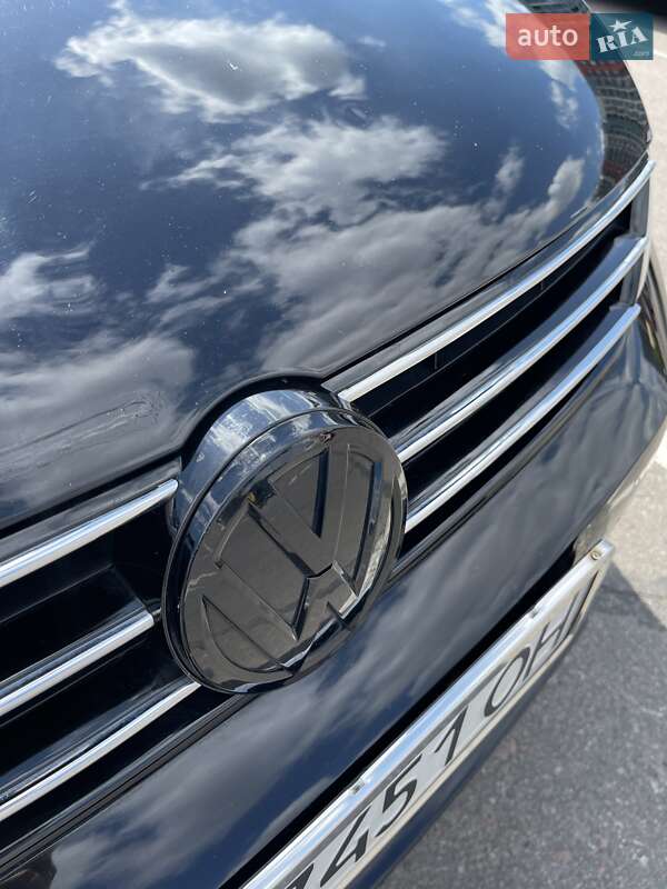 Седан Volkswagen Jetta 2017 в Киеве