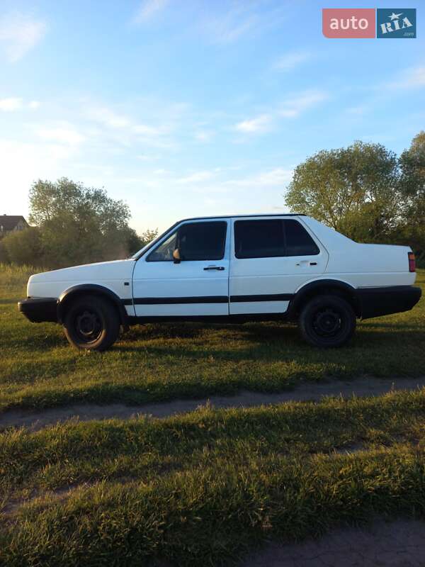 Седан Volkswagen Jetta 1986 в Шептицькому