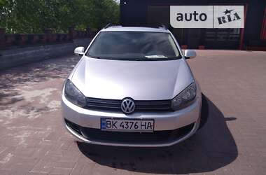 Универсал Volkswagen Jetta 2012 в Ровно