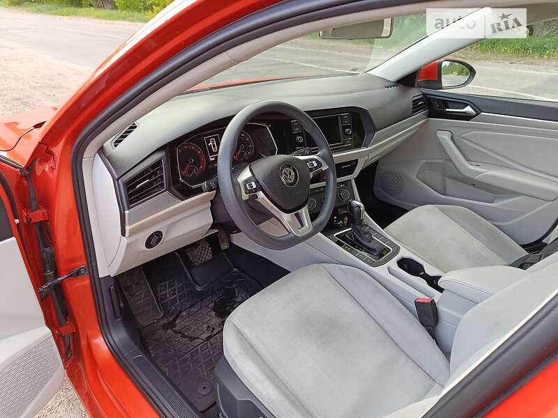 Седан Volkswagen Jetta 2019 в Фастове