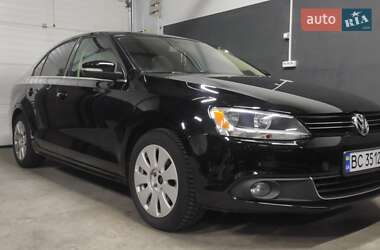 Седан Volkswagen Jetta 2014 в 