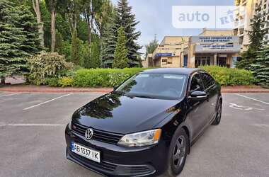 Седан Volkswagen Jetta 2014 в Виннице