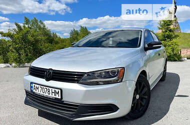 Седан Volkswagen Jetta 2013 в Звягеле