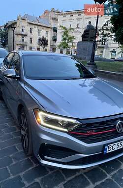 Седан Volkswagen Jetta 2019 в Львове