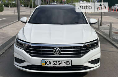 Седан Volkswagen Jetta 2019 в Києві