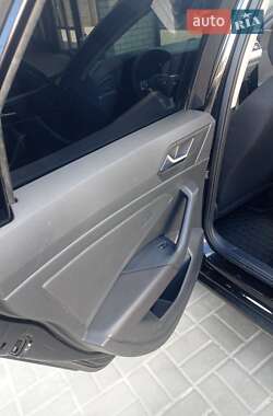 Седан Volkswagen Jetta 2018 в 