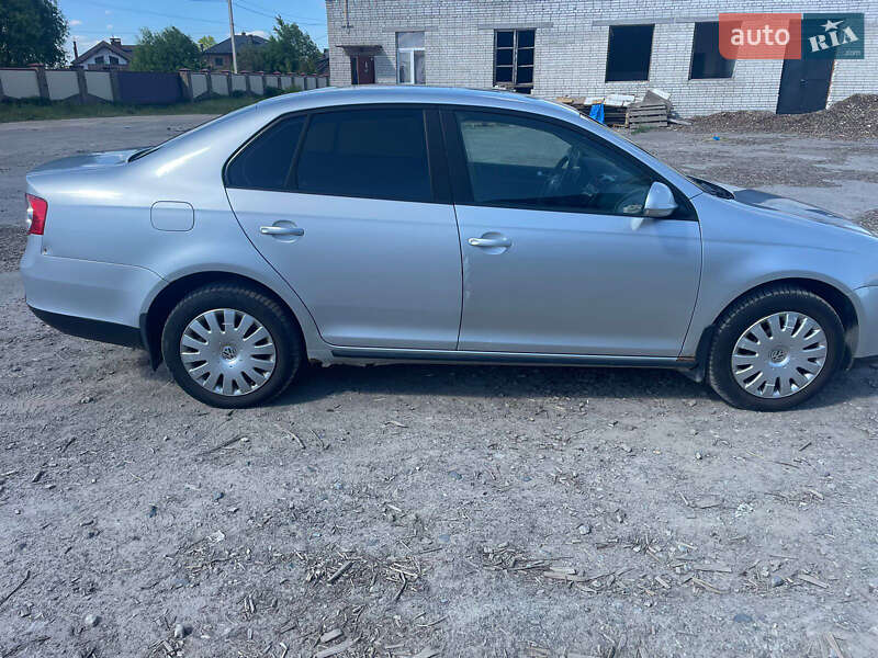 Седан Volkswagen Jetta 2007 в Львове