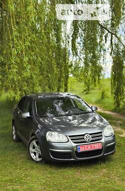 Седан Volkswagen Jetta 2010 в Білій Церкві