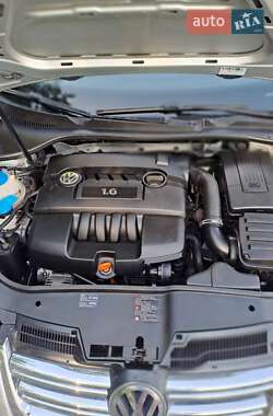 Седан Volkswagen Jetta 2006 в 