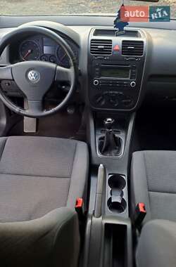 Седан Volkswagen Jetta 2006 в 
