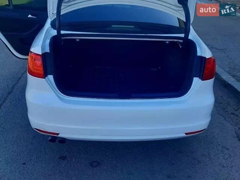 Седан Volkswagen Jetta 2014 в Одессе