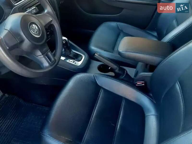 Седан Volkswagen Jetta 2014 в Одессе
