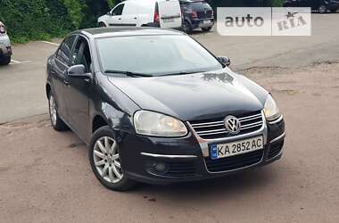 Седан Volkswagen Jetta 2008 в Києві