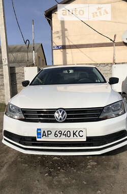 Седан Volkswagen Jetta 2015 в Запорожье