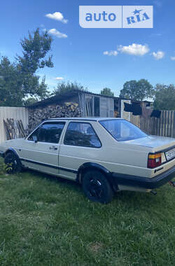 Купе Volkswagen Jetta 1986 в Радивиліві