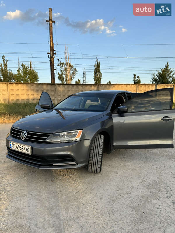 Седан Volkswagen Jetta 2015 в Кривом Роге