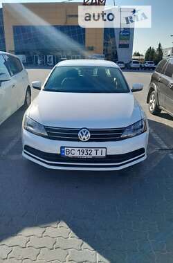 Седан Volkswagen Jetta 2017 в Львові