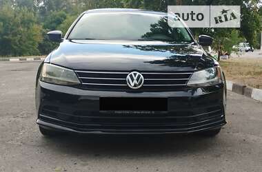 Седан Volkswagen Jetta 2015 в Запоріжжі