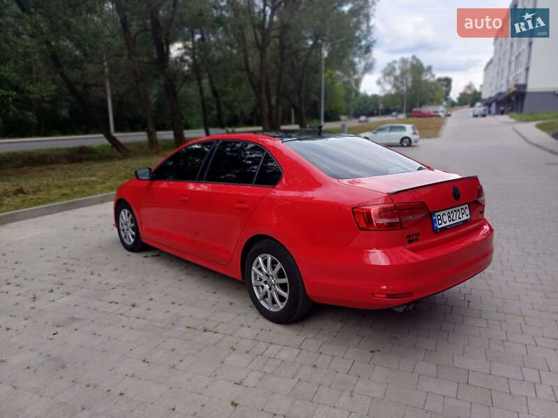 Седан Volkswagen Jetta 2014 в Львове